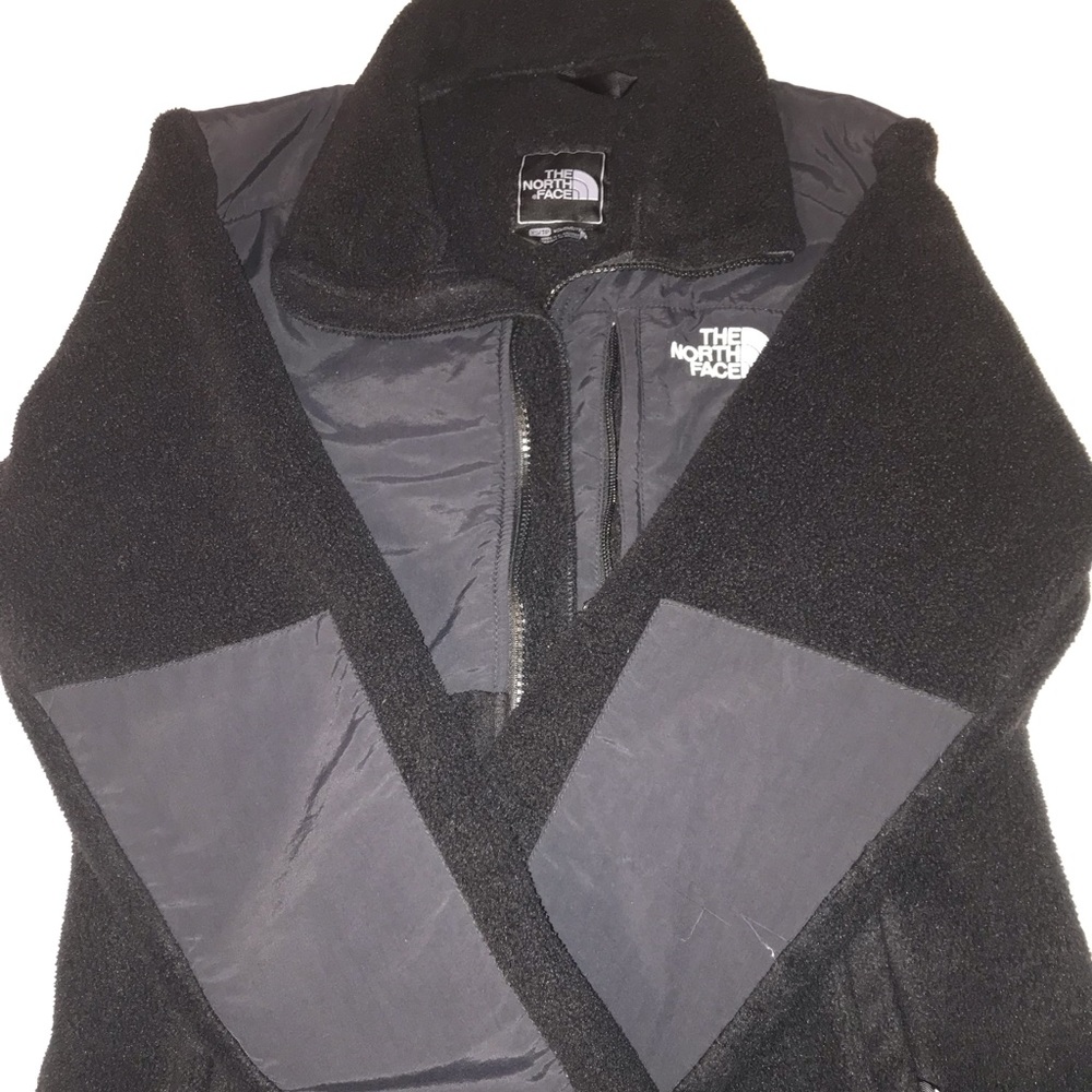 **SOLD** North Face Denali 2 jacket - Picture 1 of 6